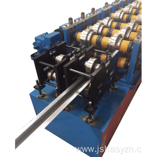 Elevator reinforcement molding equipment